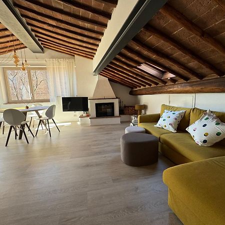 Teresa 91, appartamento incantevole con camino Siena Esterno foto
